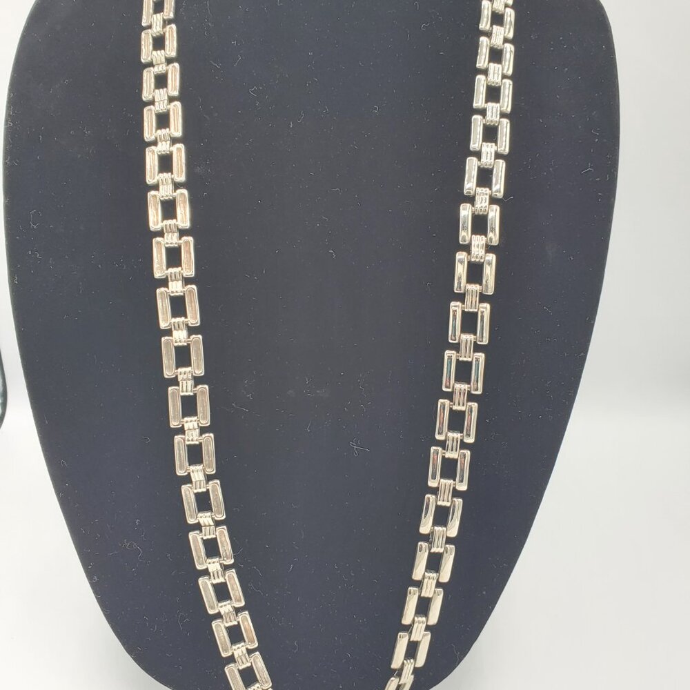 Silver-Tone Rectangular Link Necklace - image 5